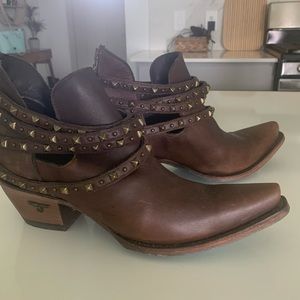 LANE Booties